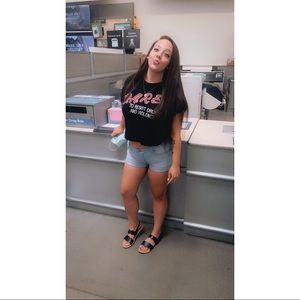 Meet your Posher, Makenzie